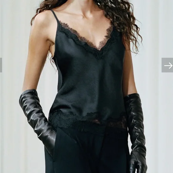 Aritzia Elegant Black Strapless Dress is available for purchase on au PAY  Market - Imported Goods Online Store Co.Ltd. | au PAY Market - Online  Shopping Site